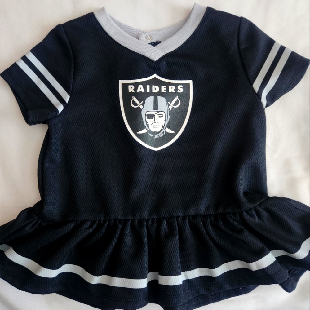 Black and Gray Raiders Jersey Top